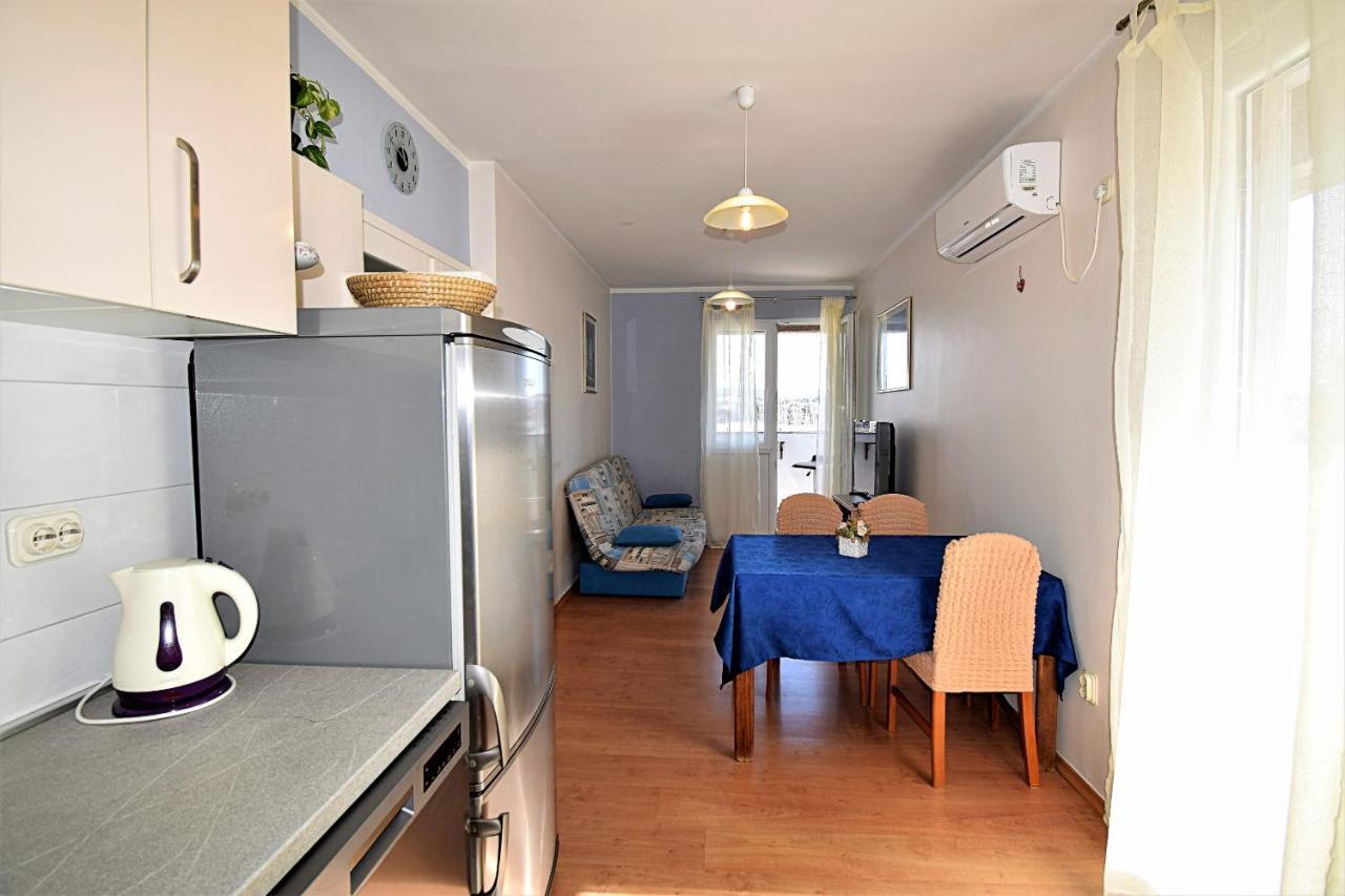Apartment Corner ซาดาร์ ภายนอก รูปภาพ