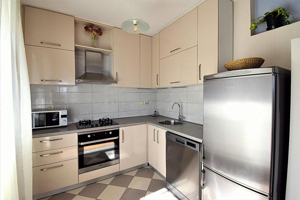 Apartment Corner ซาดาร์ ภายนอก รูปภาพ